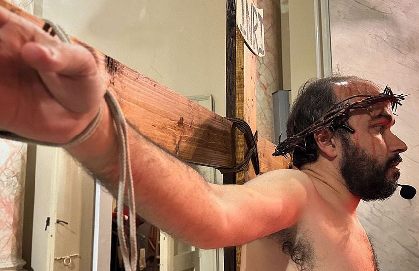 Stazzo, domenica 24 marzo, rappresentazione della Via Crucis vivente