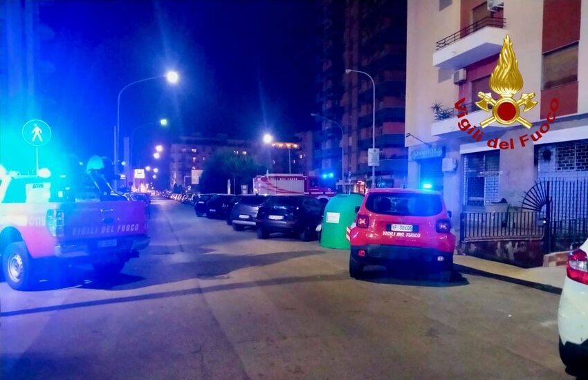 Palermo, via Umberto Giordano: donna muore folgorata nel suo appartamento in fiamme