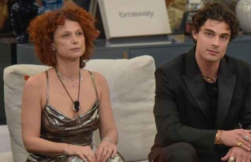 Grande Fratello, finisce in rete il video completo su Beatrice e Vittorio