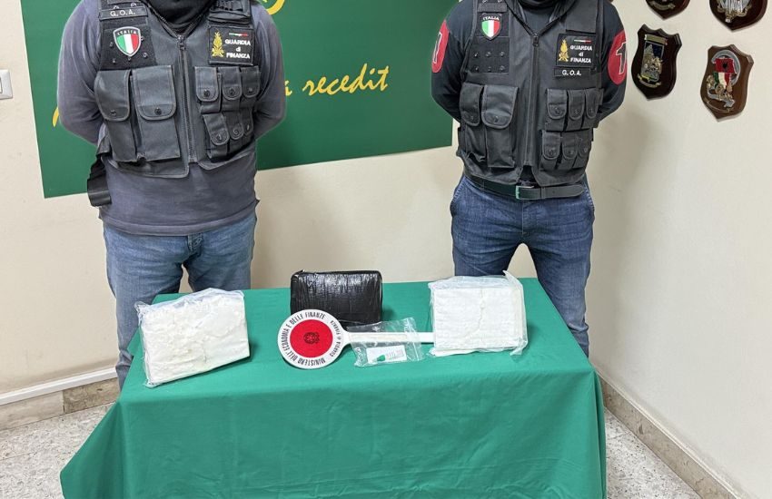 San Gregorio di Catania, sequestrati 4kg di cocaina grazie all’aiuto di un cane antidroga