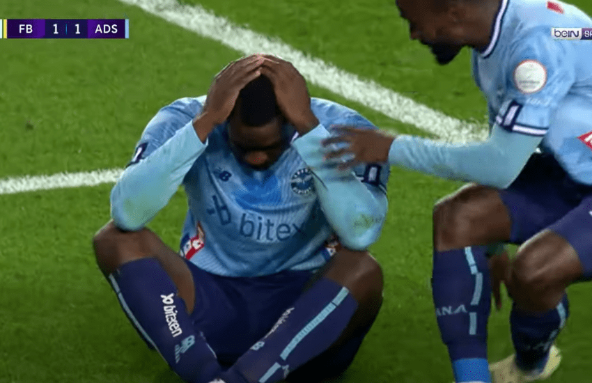Balotelli, ancora lui: quella maniera strana di esultare per il gol (VIDEO)