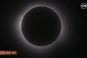 Eclissi solare: miliardi di spettatori incantati dal “sole nero” (VIDEO)