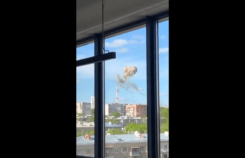 Putin attacca la tv ucraina: distrutta la torre televisiva di Kharkiv (VIDEO)
