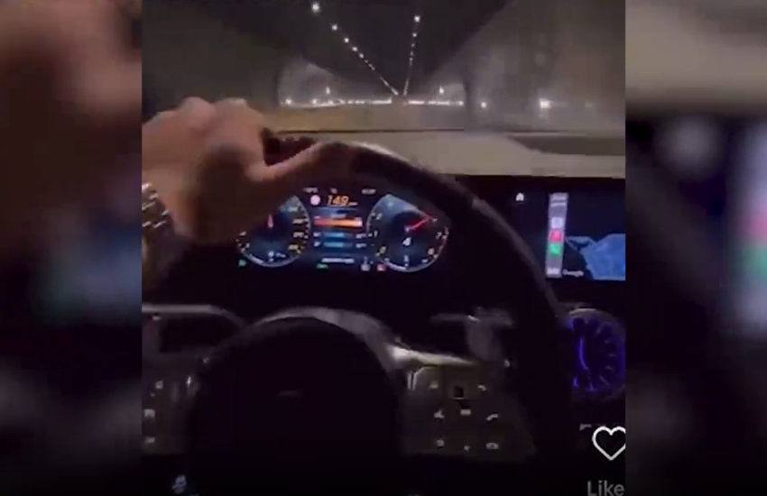 Napoli, si filma mentre guida a 200km/h in centro (VIDEO)