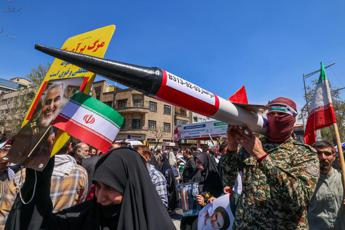 Droni e missili, l’Iran sfida Israele con l’aiuto russo