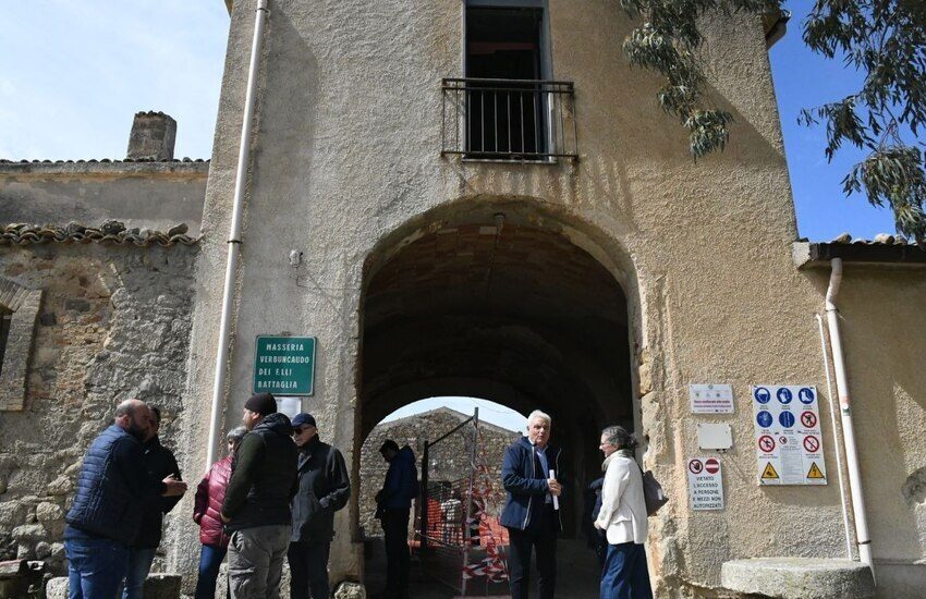 Polizzi Generosa, beni confiscati alla mafia: via alla ristrutturazione della masseria Verbumcaudo
