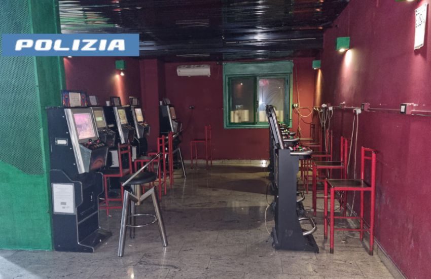 Corso Italia, la polizia sequestra 11 apparecchi da gioco elettronici e slot machine non autorizzate