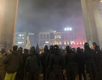 Scudetto Inter, agenti schierati in galleria Vittorio Emanuele