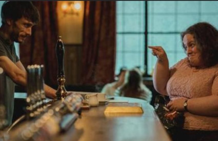 Il curioso caso di “Baby Reindeer”: la vera stalker della serie tv diventa vittima di stalking