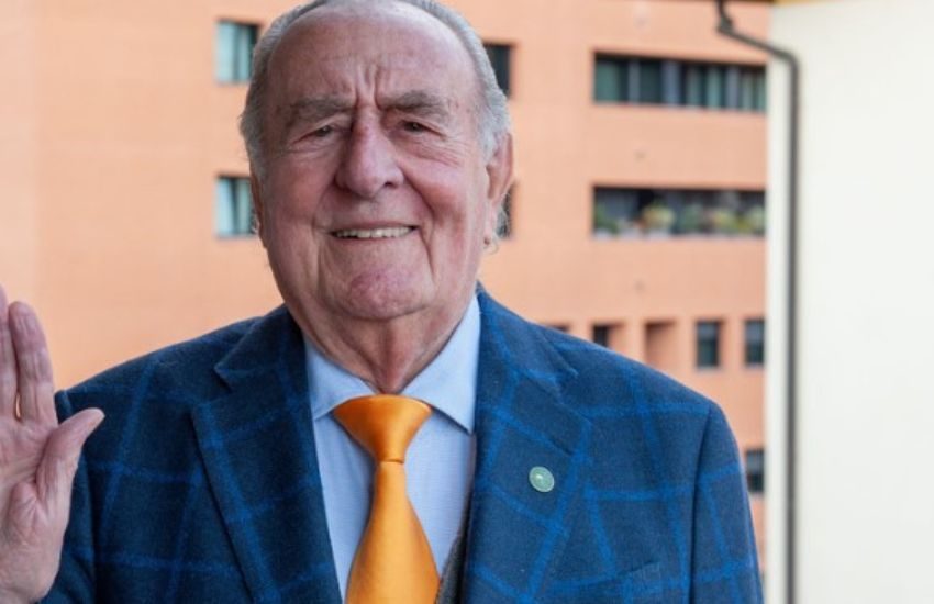 L’ex sindaco di Treviso Gentilini a 94 anni investe una runner, ma lui ribatte: “Continuerò a guidare”