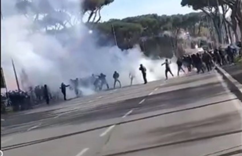 Roma-Lazio, violenti scontri in città prima del derby: la Capitale si trasforma in un campo di battaglia tra bombe carta e lacrimogeni