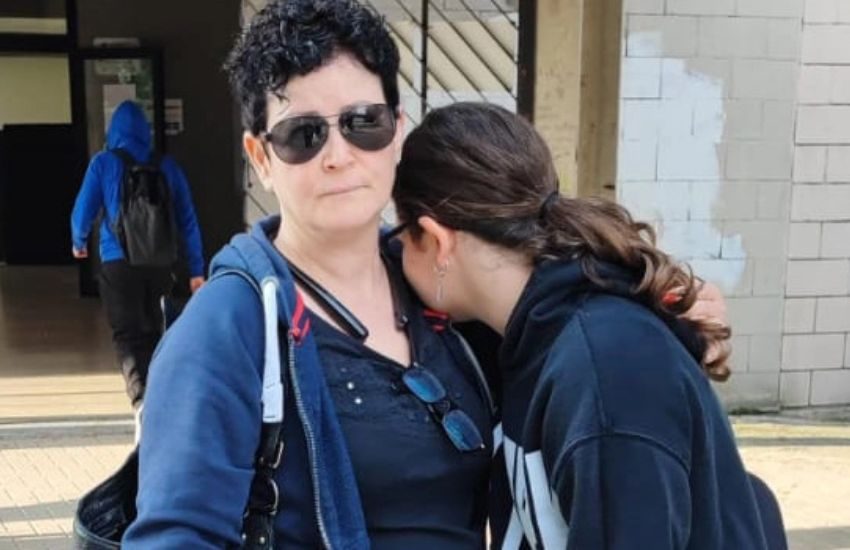 Milano, indossa pantaloncini da basket: 11enne costretta a cambiarsi per entrare in aula