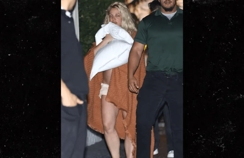 Britney Spears choc, litiga col fidanzato e si taglia: lei smentisce e accusa la madre (VIDEO)