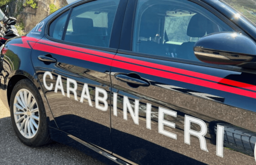 Catania, consegna la droga in sella al motorino, pusher arrestato dai carabinieri