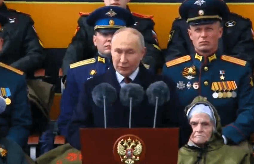Putin: “I nostri soldati in Ucraina sono eroi e nessuno ci può minacciare” (VIDEO)