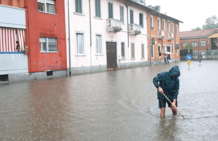 Milano, il Lambro e il Seveso allarmano: pioggia costante da ieri sera (VIDEO)