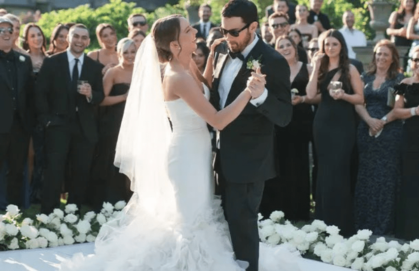 Eminem balla con la figlia: il matrimonio da favola della sua “Mockingbird” (VIDEO)