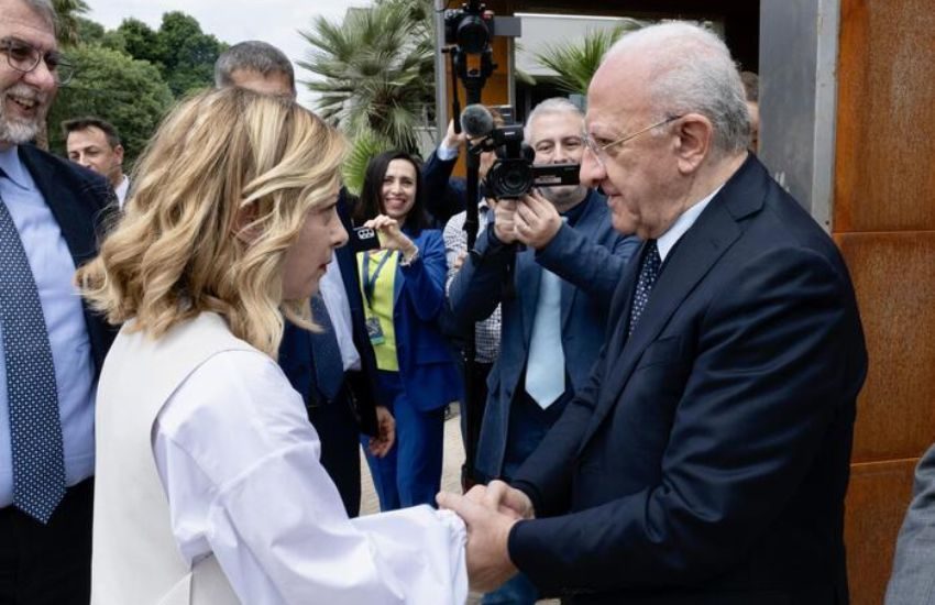 Giorgia Meloni: “De Luca è un bullo e le donne non sono deboli” (VIDEO)