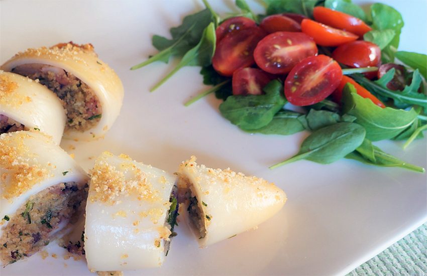 Cucina di Sardegna: “Calamari farciti”, ricetta di Itala Testa