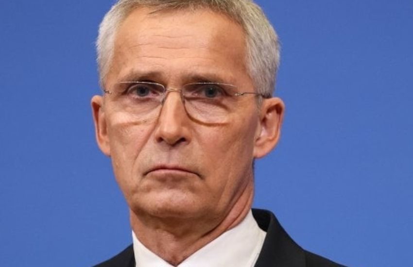 Il segretario della Nato Stoltenberg molla gli ormeggi: “L’Ucraina può usare le armi alleate contro Mosca”
