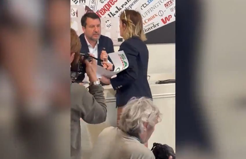 Salvini e il blitz dell’attivista pro cannabis: “La droga è mer*a e si vedono gli effetti. Preferisco il basilico”(VIDEO)