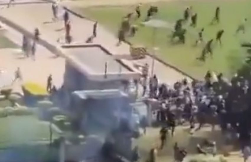 Rivolta sanguinosa in Kenya: assalto al parlamento, si contano morti e feriti [VIDEO]