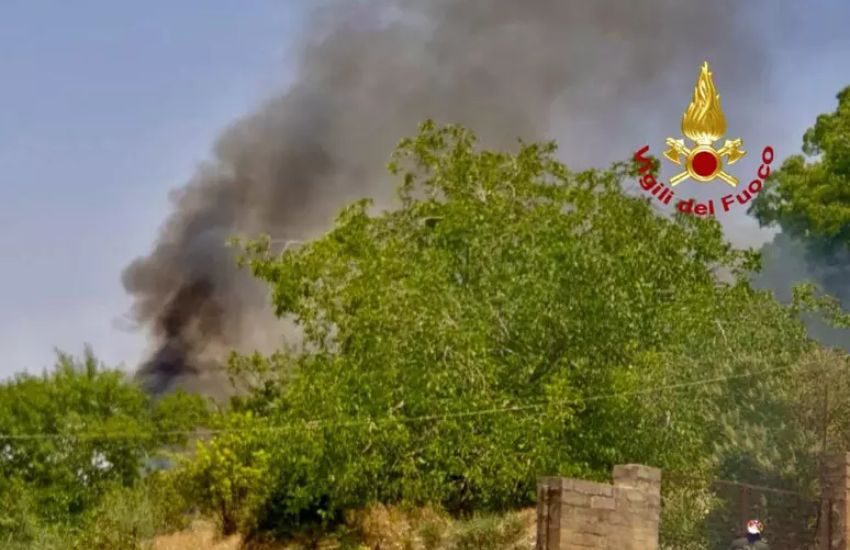 Nova Siri: due vigili del fuoco muoiono mentre spengono un incendio