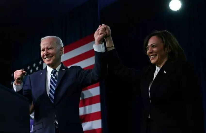 Kamala Harris per la prima volta in pubblico: “Biden senza pari nella storia moderna”