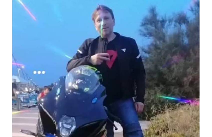 Drammatico scontro tra due moto in provincia di Latina: muoiono due minorenni ed un 46enne