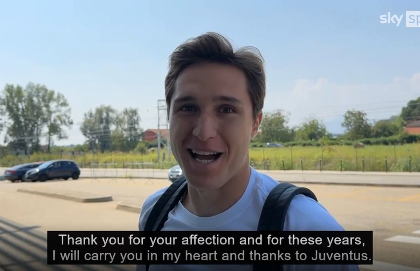 Federico Chiesa vola a Liverpool: “Mi dispiace lasciare la Juve così, avrei voluto salutare i tifosi”