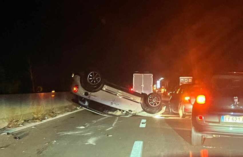 Tragedia nel Salento. Si ribalta con l’auto, muore 29enne