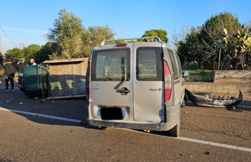 Schianto tra Ape e furgoncino, anziano con codice rosso in Ospedale