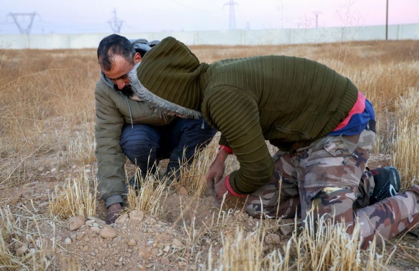 Siria, affiora l’orrore: “In una fossa centomila corpi di persone uccise dal regime”
