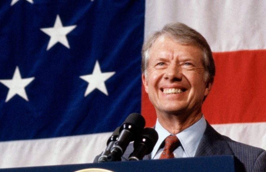 Morto a 100 anni Jimmy Carter, l’ex presidente USA: dalla crisi degli ostaggi in Iran al premio Nobel
