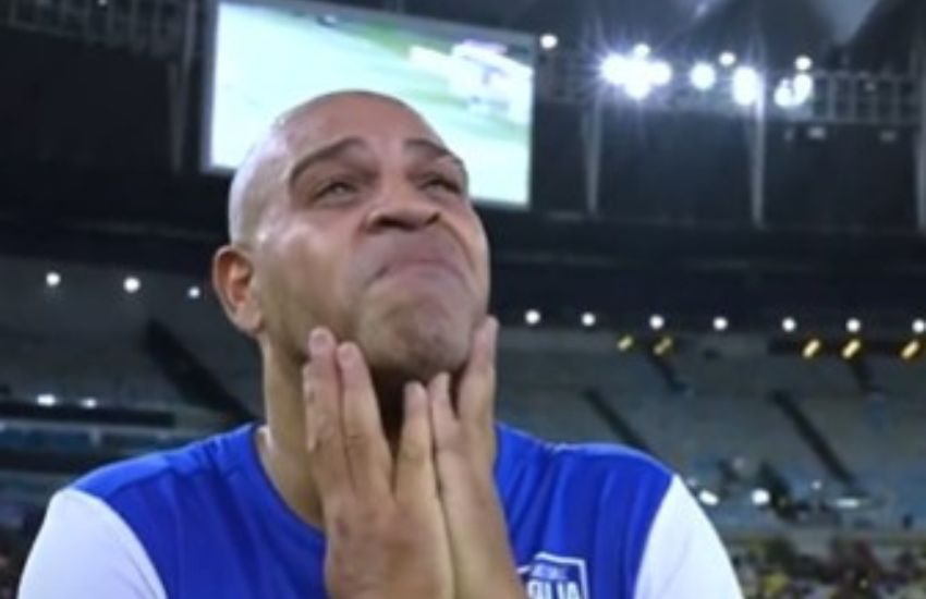 Adriano scoppia a piangere durante la sua partita d’addio: l’emozionante videomessaggio del padre morto