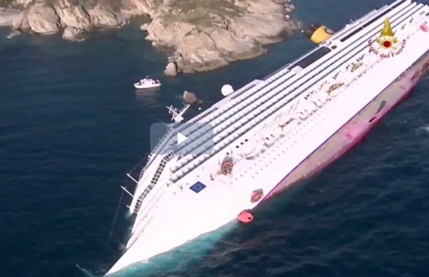 Francesco Schettino, ex comandante della Costa Concordia, ha chiesto la semilibertà
