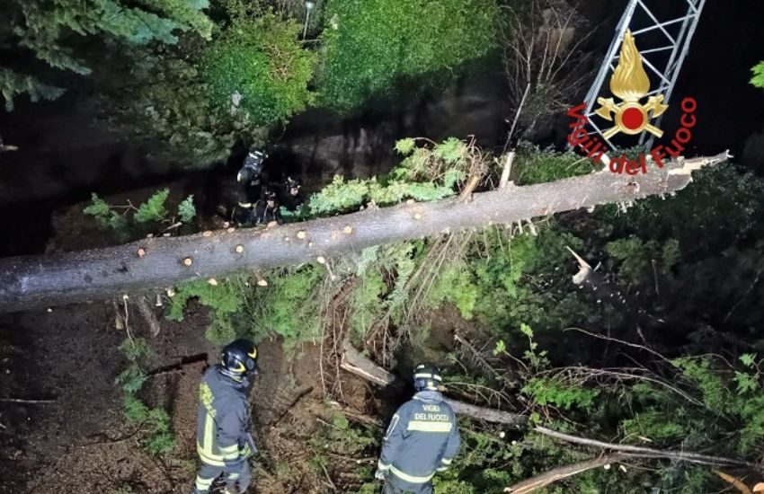 Maltempo a Enna: Vigili del Fuoco al lavoro senza sosta, 27 interventi
