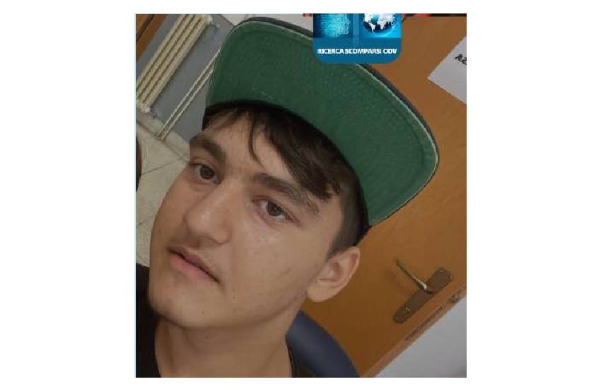 Il 14enne Gabriele di nuovo scomparso da casa; le ricerche in provincia di Roma e Latina. L’appello della famiglia per avere sue notizie