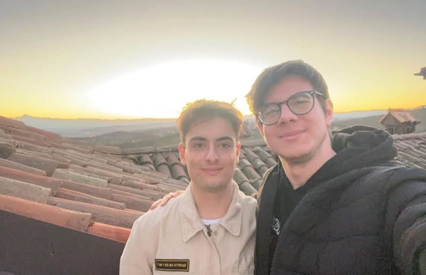 La bella storia di Jacopo e Angelo, professori di ruolo a 19 anni: “Spesso ci scambiano per studenti”