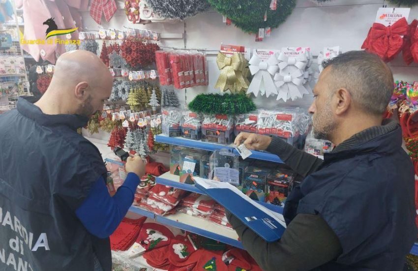 Palermo, la Gdf sequestra circa 370 mila prodotti privi di marchio CE