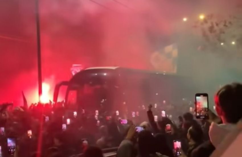 Medici devono recuperare un fegato per un trapianto all’aeroporto di Capodichino, bloccati dai tifosi del Napoli: “Costretti ad andare a piedi”