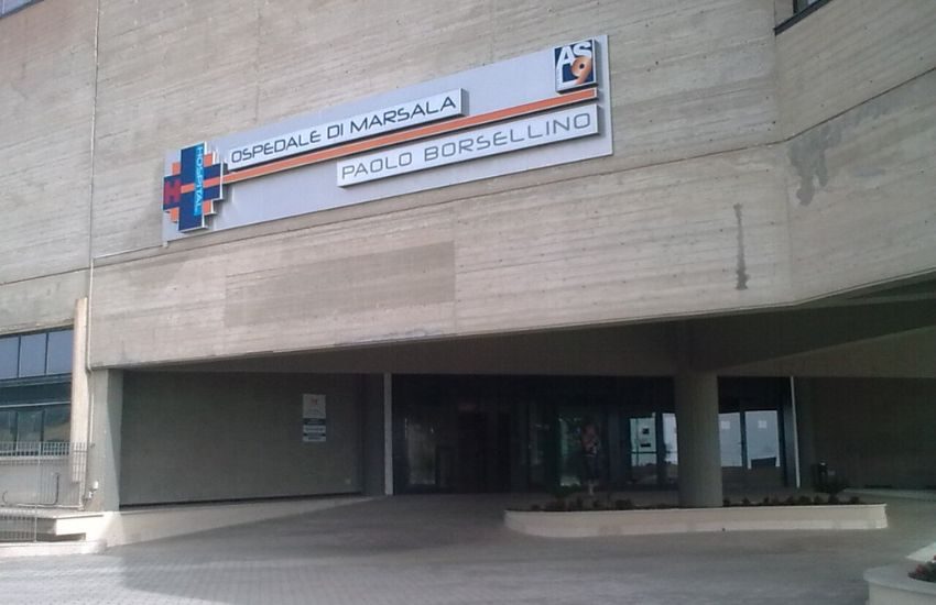 Marsala, donna morta in ospedale per emorragia, fermato il figlio