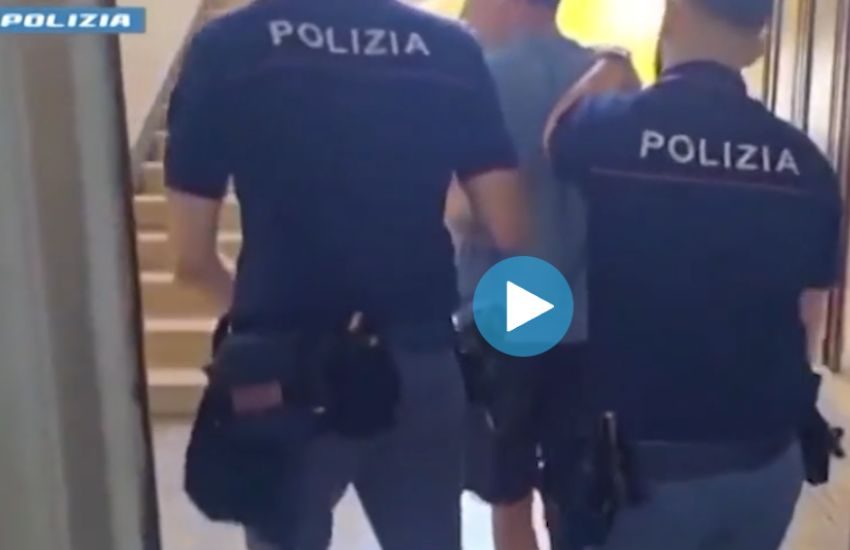Accoltellano alla gola 26enne per rapina in treno, due giovani individuati grazie a telecamere sorveglianza
