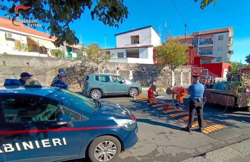 Aci Castello, ritrovati i dossi rubati: erano stati installati abusivamente a Catania