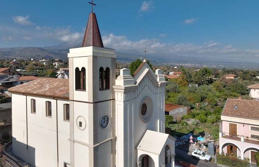 Etna: la Chiesa di S. Maria del Carmelo, ad Acireale, rinasce dopo il sisma – FOTO
