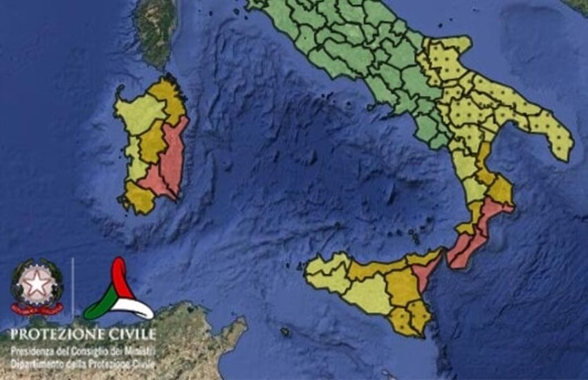 Maltempo al Sud, ciclone Harry ancora in azione: confermata l’allerta rossa