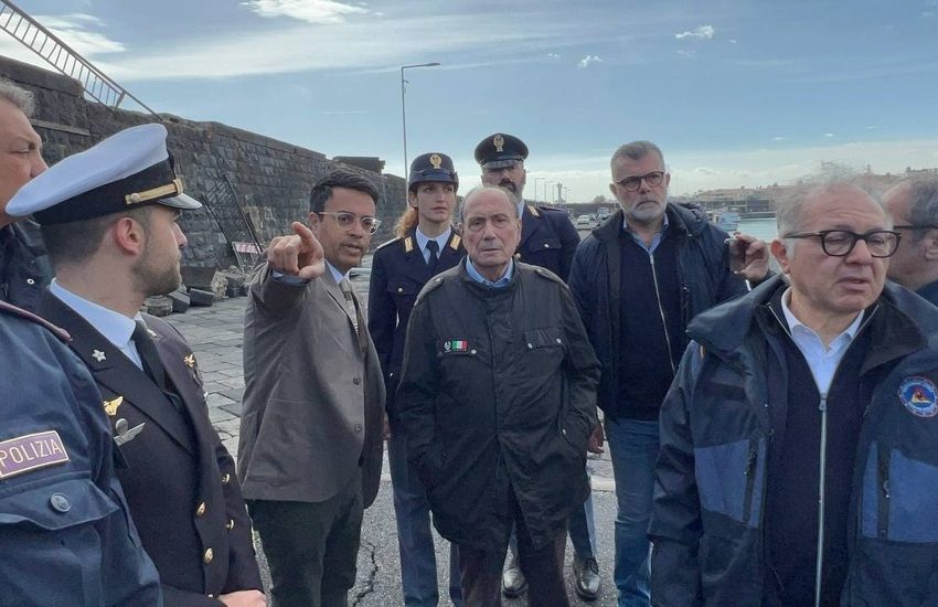 Maltempo sulla costa ionica, Schifani in sopralluogo: «Interventi immediati e piena fiducia nel governo»