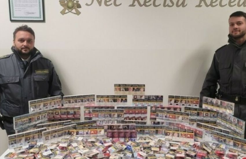 Furto notturno in un bar a Monselice: 20enne ruba insieme a due complici 500 pacchetti di sigarette