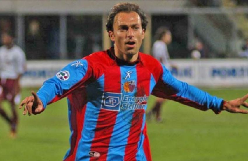 Catania rende omaggio a Orazio Russo, l’ultimo saluto oggi in Cattedrale