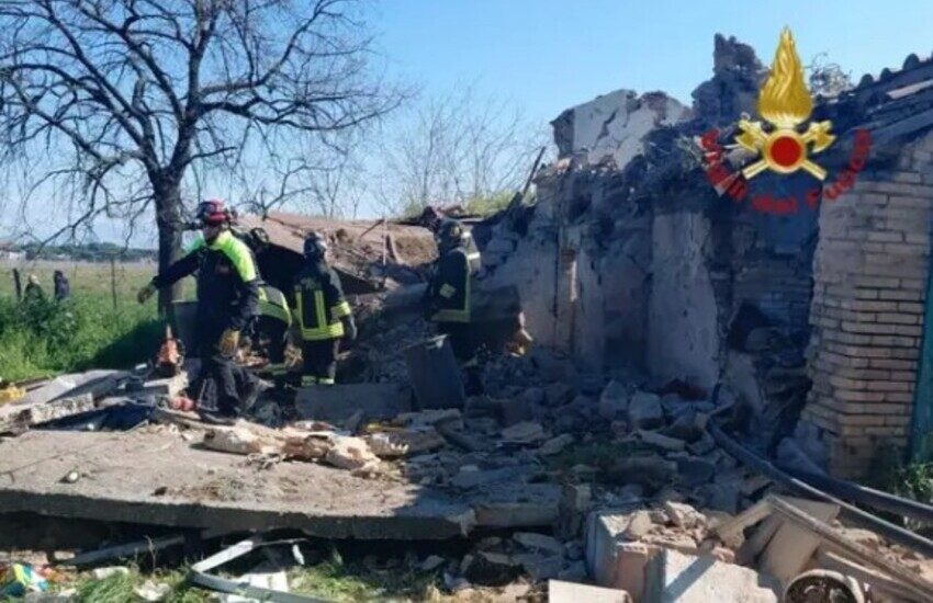 crollo di un casolare a roma due le vittime indagini in corso da Dayitalianews.com crollo di un casolare a roma due le vittime indagini in corso
